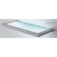 Profile to illuminate glass or acrylic